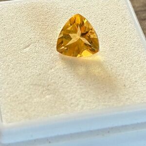 Pretty 1ct Citrine Trillion Loose Gemstone Faceted November Birthstone Gem